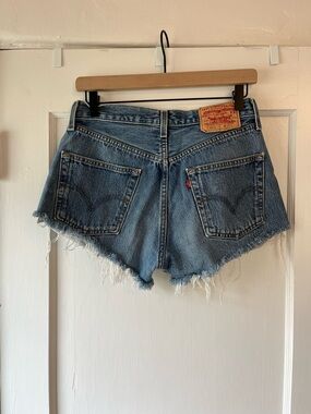 Levi's vintage 501 Denim High-Rise Frayed Hem Women's Shorts